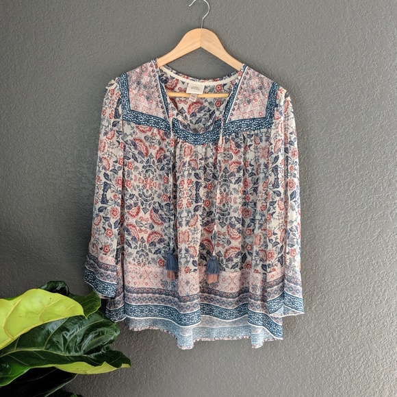 Knox Rose Tops - Knox Rose XXL Flowy Top with Tassels